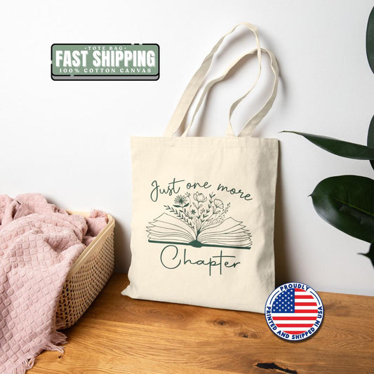 Just One More Chapter Tote Bag Book Lover Gift Aesthetic Reader Bag Literary Tote for Women Eco-Friendly Bookish Bag Tote for Bookworms