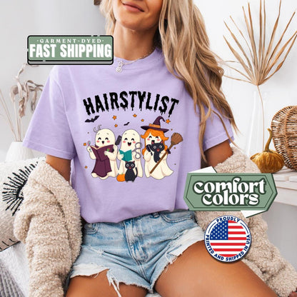 Halloween Hairstylist T-Shirt Comfort Colors Cute Ghost Hairdresser Shirt Barber Life Fall Outfit Spooky Stylist Shirt Witchy Salon T-Shirt
