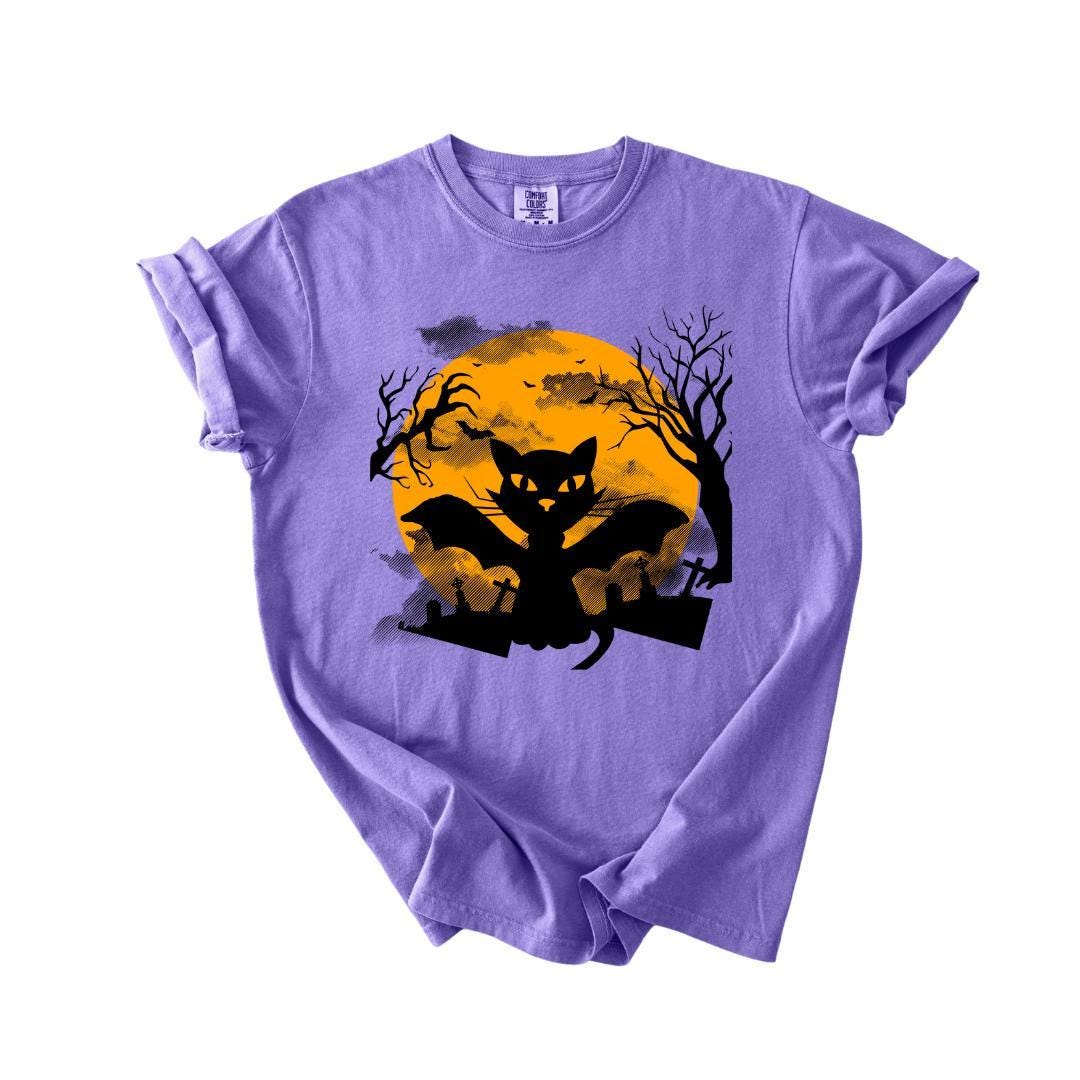 Spooky Cat Bat Halloween T-Shirt Comfort Colors Soft Cozy Fall Outfit Gift for Cat Lover Spooky Moon Fall Clothing Trick or Treat Shirt Gift