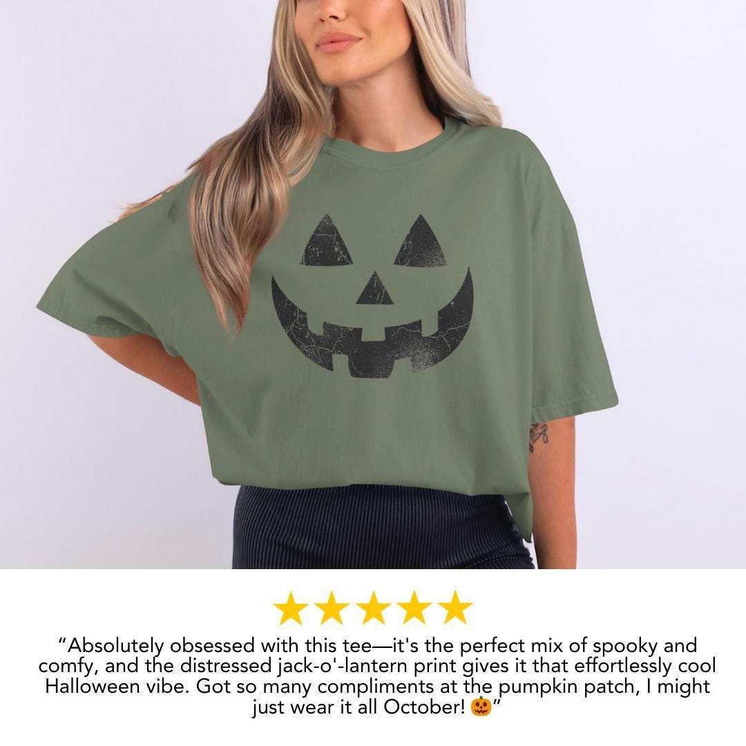 Halloween Pumpkin Face T-Shirt Comfort Colors Cute Jack O Lantern Shirt Spooky Season Fall Aesthetic T-Shirt Trick Or Treat Halloween Outfit