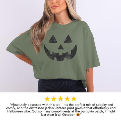 Halloween Pumpkin Face T-Shirt Comfort Colors Cute Jack O Lantern Shirt Spooky Season Fall Aesthetic T-Shirt Trick Or Treat Halloween Outfit
