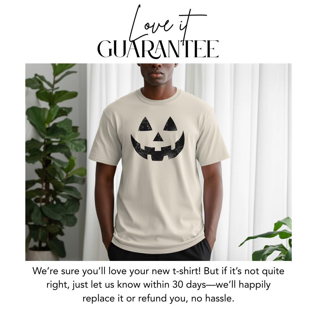 Halloween Pumpkin Face T-Shirt Comfort Colors Cute Jack O Lantern Shirt Spooky Season Fall Aesthetic T-Shirt Trick Or Treat Halloween Outfit